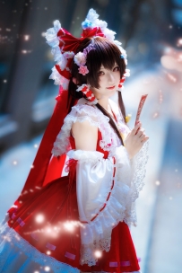 #花柒Hana_Vol.042_萤火虫动漫嘉年华_花灵梦_[88P+1V-998MB]